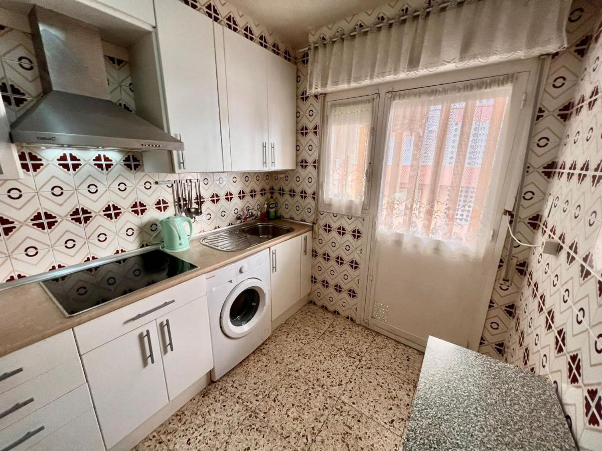 Uroczy Apartament Przy Playa De Los Locos Torrevieja Eksteriør bilde